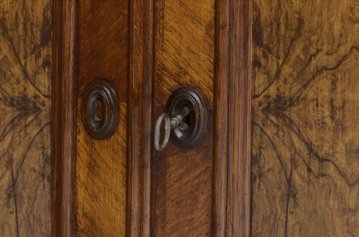 1840er Vertiko ANTIK Louis Philippe Nußbaum Schrank Kommode von 1840