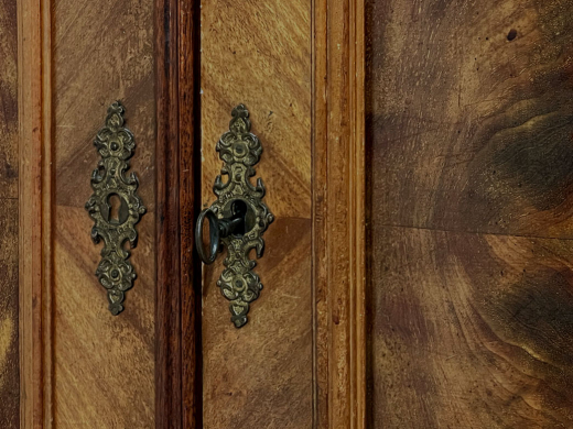 1880er Kleiderschrank ANTIK Gründerzeit Nußbaum Schrank von 1880