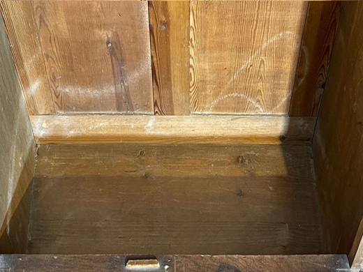 Edler 1880er Kleiderschrank ANTIK Gründerzeit Nußbaum Säulen Schrank von 1880