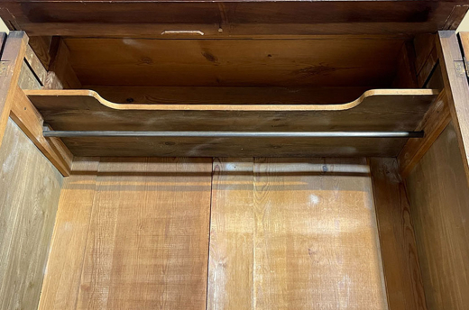 Edler 1880er Kleiderschrank ANTIK Gründerzeit Nußbaum Säulen Schrank von 1880