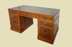 Bürotisch Schreibtisch ANTIK Leder Eibe Sekretär English Chesterfield Empire
