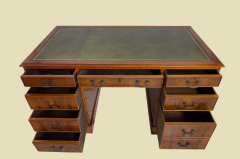 Bürotisch Schreibtisch ANTIK Leder Eibe Sekretär English Chesterfield Empire