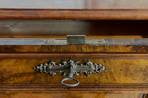 1880er Vertiko ANTIK Gründerzeit VINTAGE Nußbaum Kommode Schrank von 1880