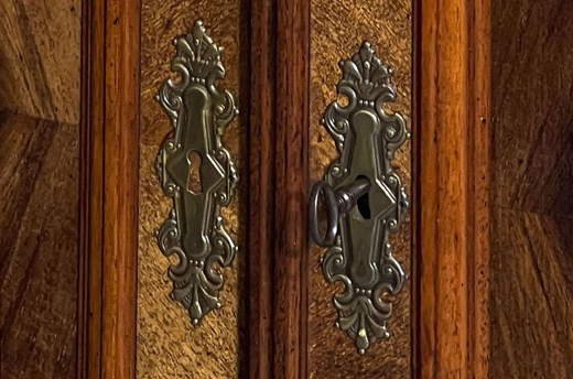 1880er Vertiko ANTIK Gründerzeit VINTAGE Nußbaum Kommode Schrank von 1880