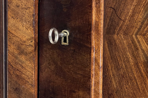 1840er Vertiko ANTIK Louis Philippe Nußbaum VINTAGE Schrank Kommode von 1840