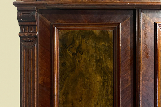 1880er Vertiko ANTIK Gründerzeit VINTAGE Nußbaum Kommode Schrank von 1880