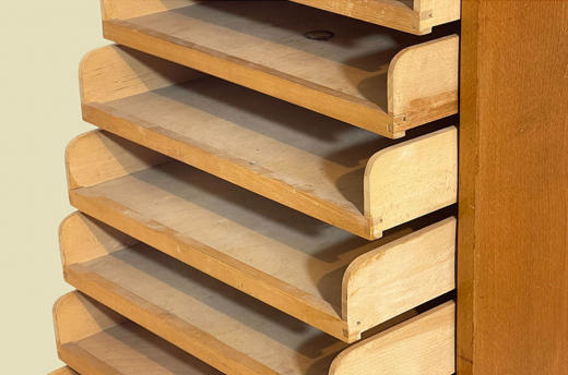 1960er Jahre Rolladenschrank ANTIK Vintage Teakholz Noten Akten Schrank Kommode