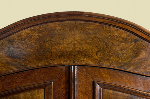 1840er ANTIK Schrank Louis Philippe VINTAGE Nußbaum Wäscheschrank von 1840