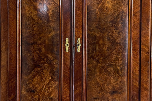 1840er ANTIK Schrank Louis Philippe VINTAGE Nußbaum Wäscheschrank von 1840