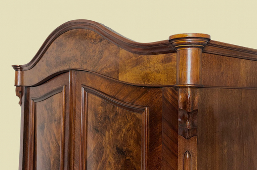 1840er ANTIK Schrank Louis Philippe VINTAGE Nußbaum Wäscheschrank von 1840