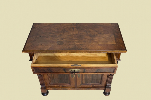 1880er Kommode ANTIK Gründerzeit VINTAGE Nußbaum Halbschrank Schrank von 1880