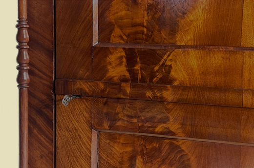 ANTIK Schrank Biedermeier VINTAGE Mahagoni Wäsche Kleiderschrank von 1820