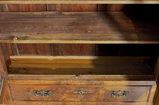Vitrine ANTIK Gründerzeit VINTAGE Nußbaum Bücher Säulen Schrank von 1880