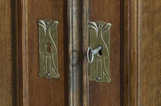Kleiderschrank ANTIK Jugendstil VINTAGE Lebensbaum Schrank von 1920