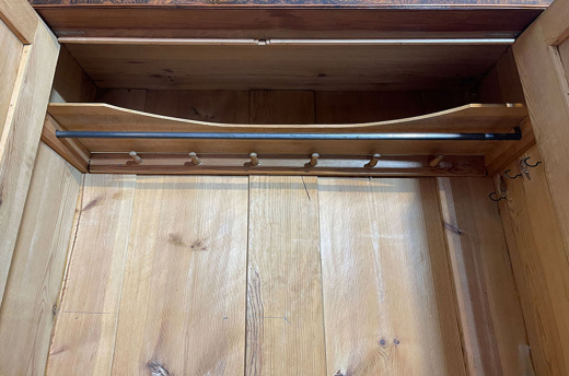Kleiderschrank ANTIK Gründerzeit VINTAGE Nußbaum Säulen Schrank von 1880