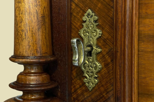 Kabinettschrank ANTIK Gründerzeit VINTAGE Nußbaum Kommode Barschrank von 1880
