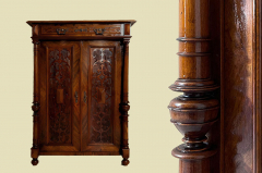 1880er Vertiko ANTIK Gründerzeit VINTAGE Nußbaum Säulen Kommode Schrank von 1880